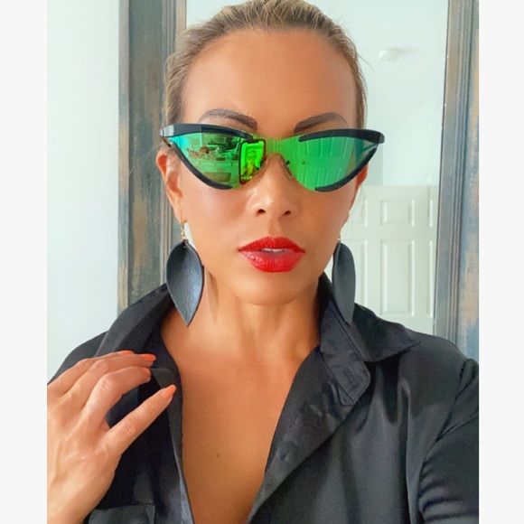 THE SCANDAL ADAM SELMAN LE SPECS SUNGLASSES - Picture 1 of 10